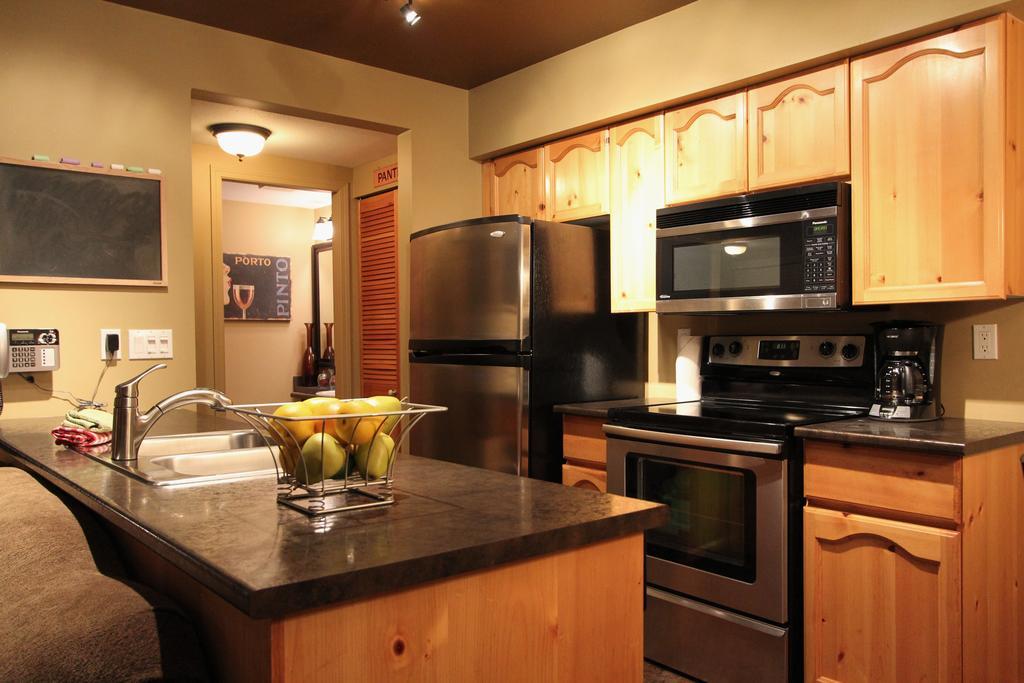 Valhalla Condos By Whistler Retreats Zimmer foto